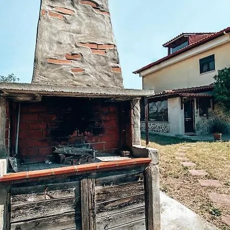 Holiday home Leveniotis