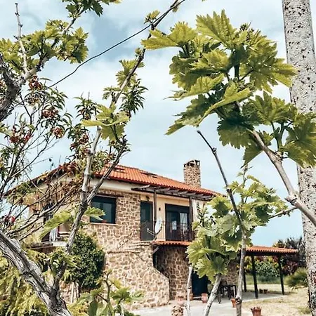Leveniotis Holiday home