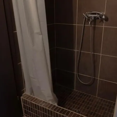 Leveniotis Hotel
